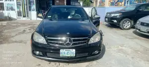 Mercedes-Benz C300 Luxury 4Matic Sedan AWD (3.0L 6cyl 7A) 2010 Black