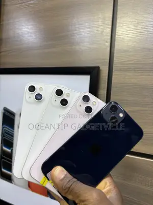 Apple iPhone 13 128 GB