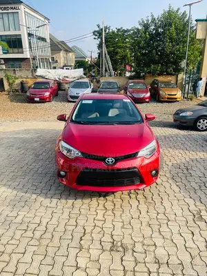 Toyota Corolla LE 4dr Sedan (1.8L 4cyl CVT) 2014 Red
