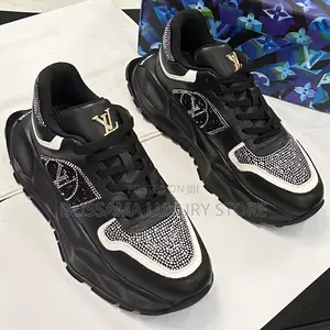 Louis Vuitton Trendy Men Luxury Sneakers–Comfortable,Durable Stylish