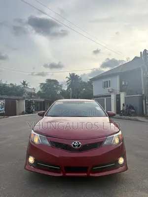 Toyota Camry SE Sport 4dr Sedan w/Prod. End 11/13 (2.5L 4cyl 6A) 2014 Red