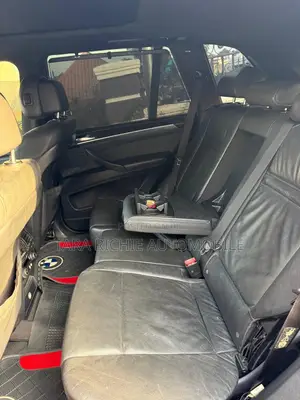 BMW X5 M 2012 Red