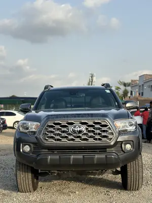 Toyota Tacoma 2024 Black