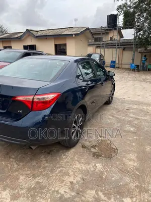 Toyota Corolla LE 4dr Sedan (1.8L 4cyl CVT) 2017 Blue
