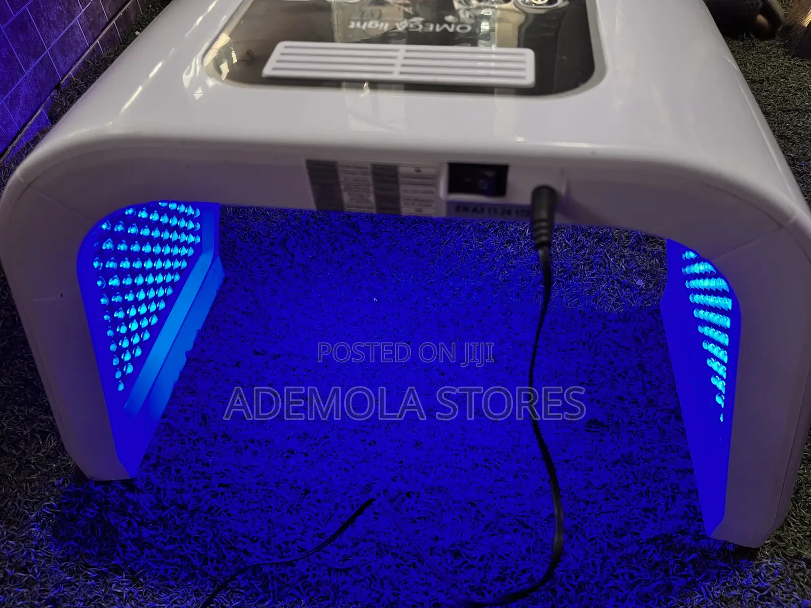 Omega Light Led Therapy Machine
