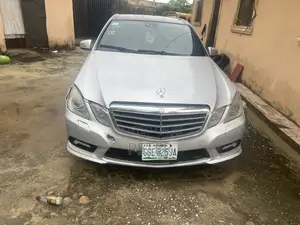Mercedes-Benz E350 Base 4dr Sedan RWD (3.5L 6cyl 7A) 2010 Silver