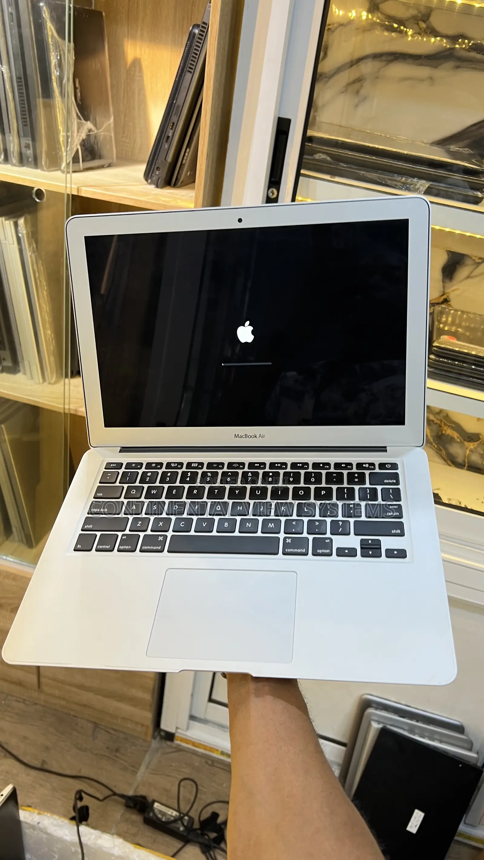 Laptop Apple MacBook Air 2017 8GB Intel Core i5 SSD 128GB