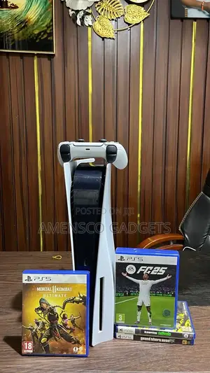 Used Ps5 Console, 2 Pads 5 CDS Game