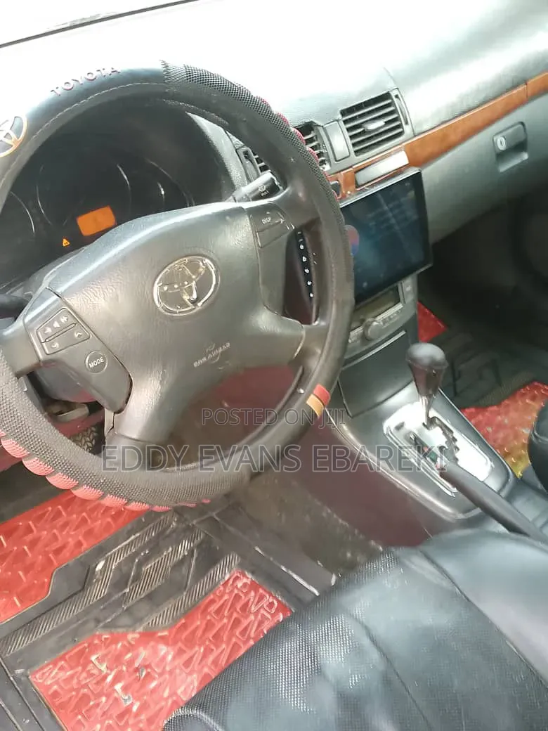 Toyota Avensis 2005 Black