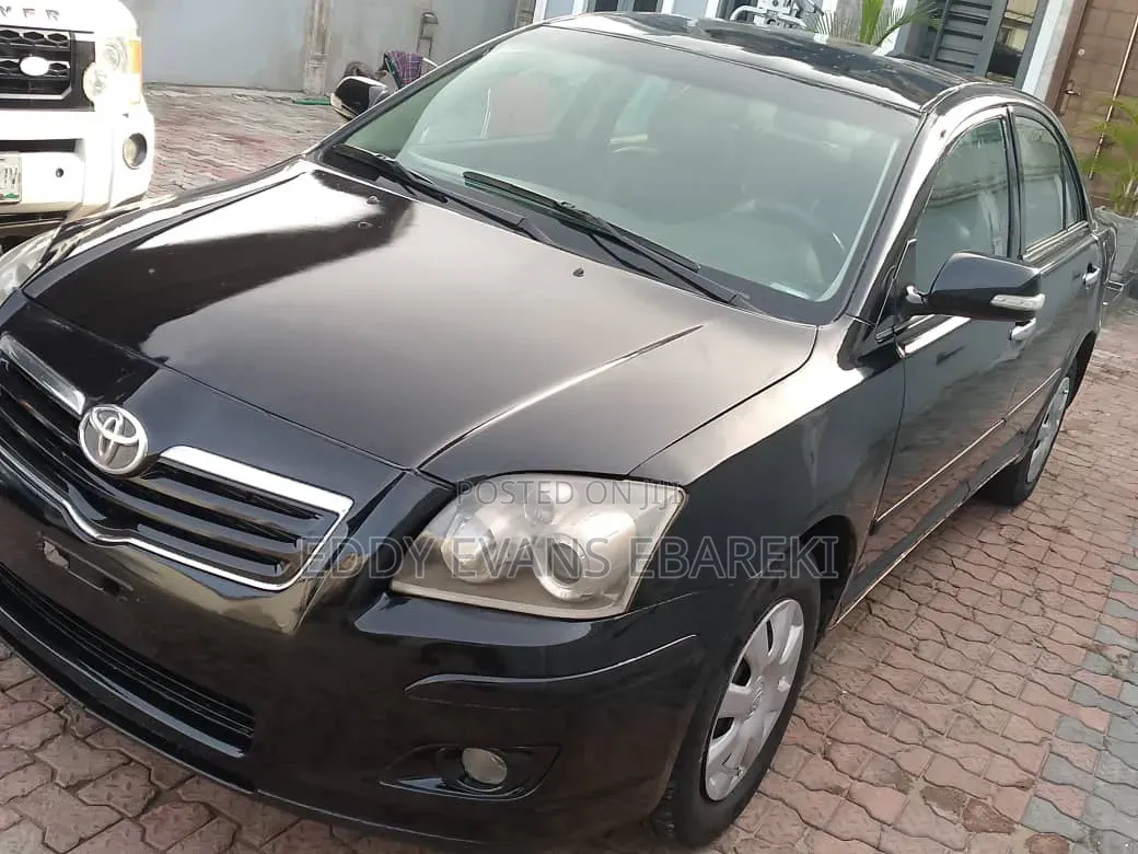 Toyota Avensis 2005 Black