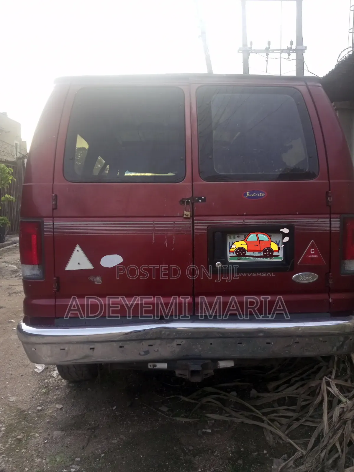 Ford E250 2006 Red