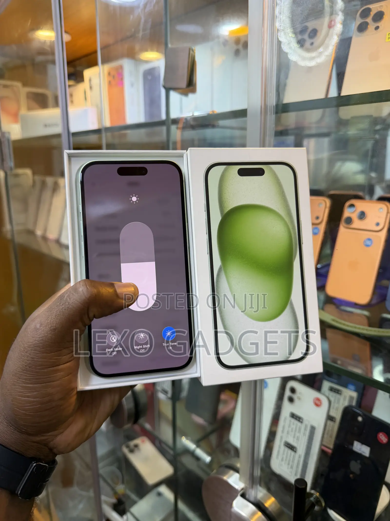 Apple iPhone 15 128 GB Green