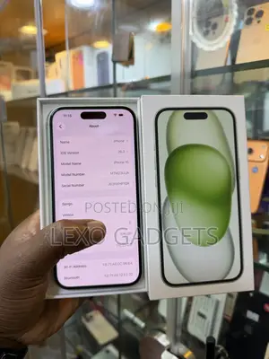 Apple iPhone 15 128 GB Green