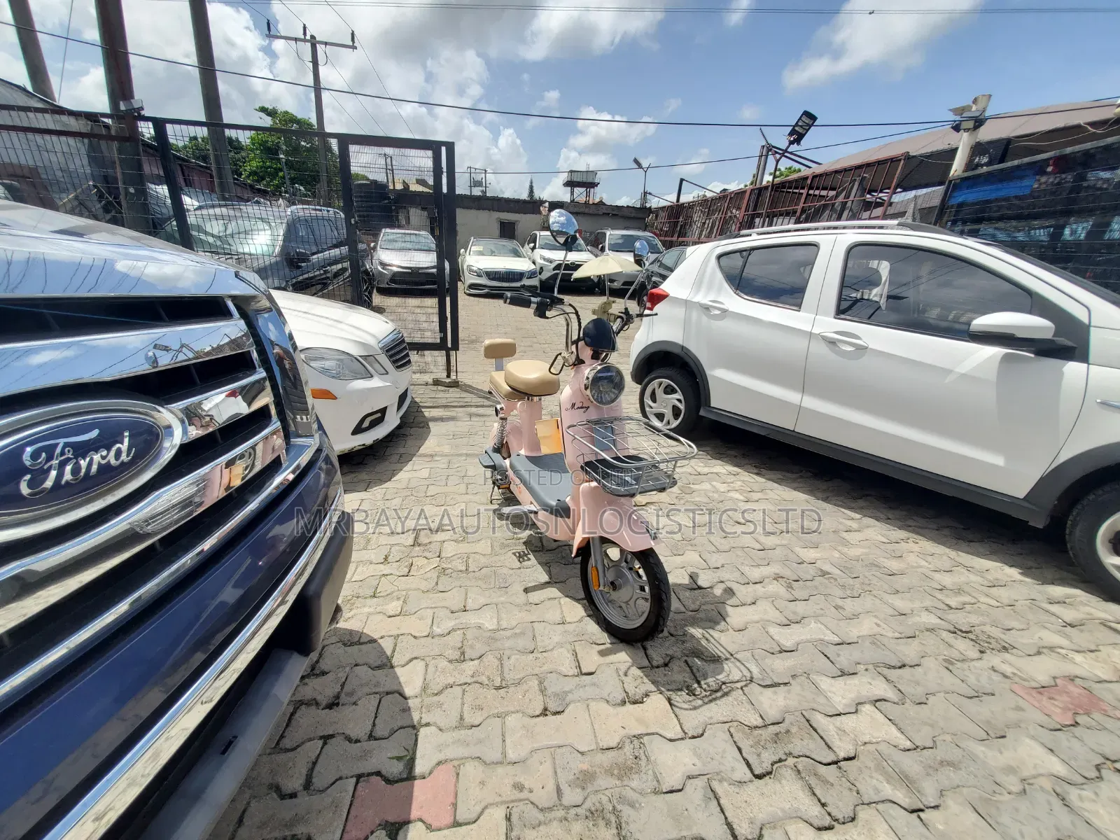 New Motorcycle 2025 White