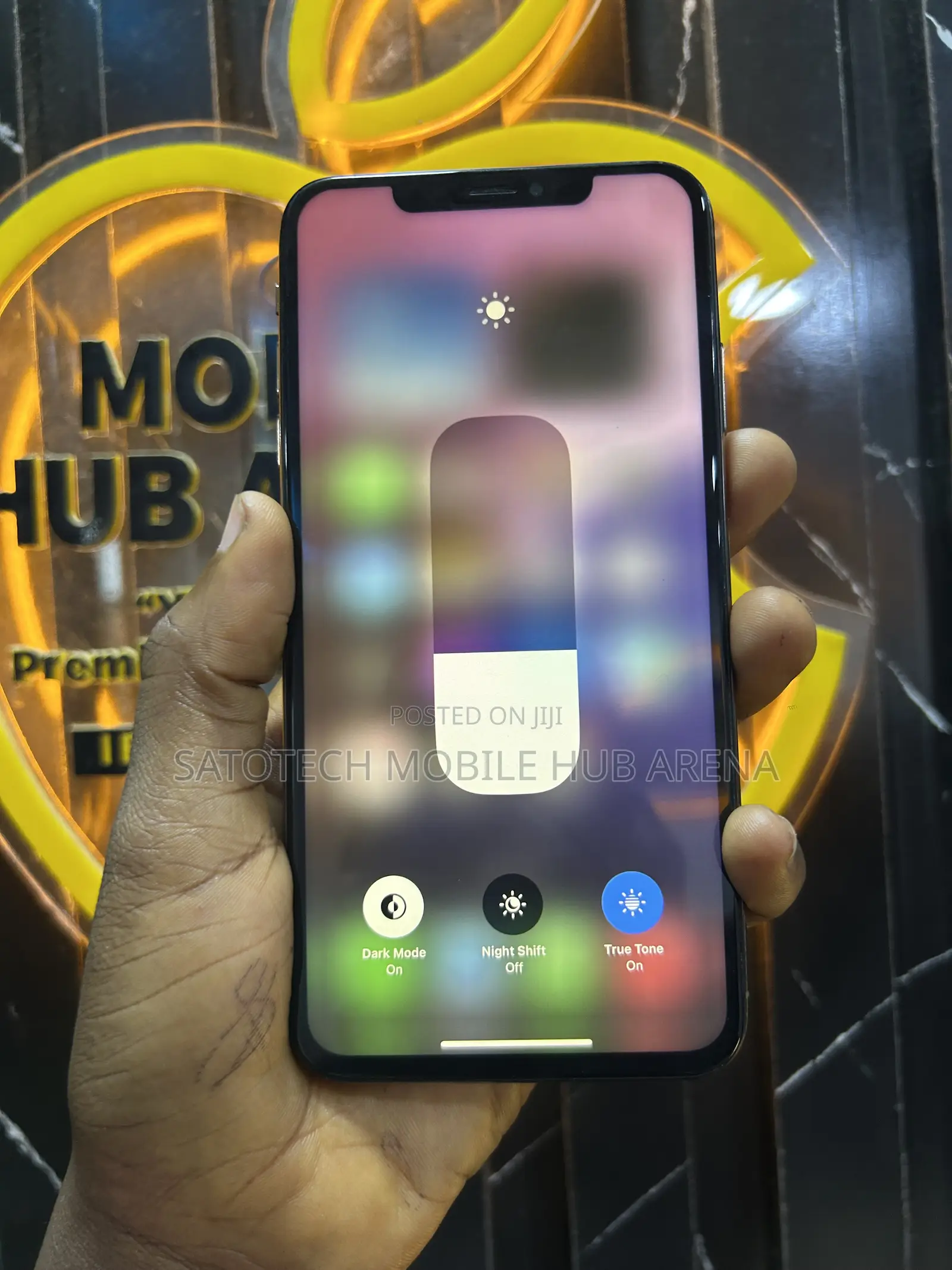 Apple iPhone XS Max 64 GB Gold