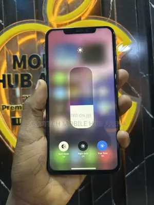 Apple iPhone XS Max 64 GB Gold