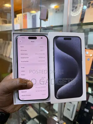 Apple iPhone 15 Pro Max 256 GB White