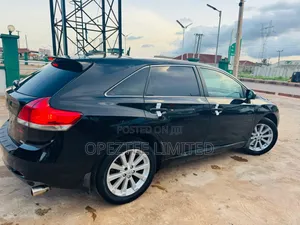 Toyota Venza LE 2010 Black