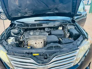 Toyota Venza LE 2010 Black