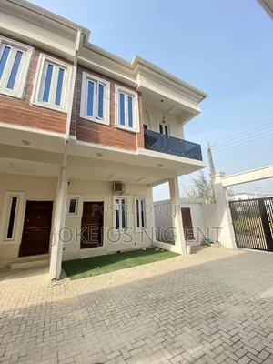 3bdrm Townhouse/Terrace in Dr Harris Drive Vgc for sale