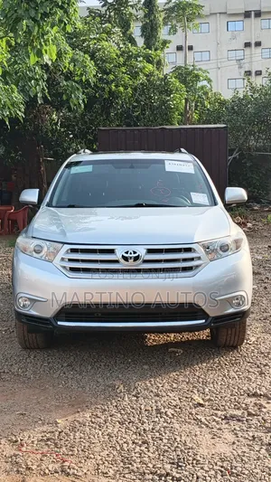 Toyota Highlander 2012 Silver