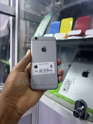 Apple iPhone 6s 32 GB Gold