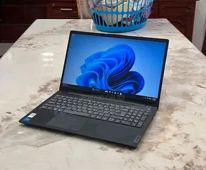 Laptop Lenovo V15 8GB Intel Core i5 SSD 256GB