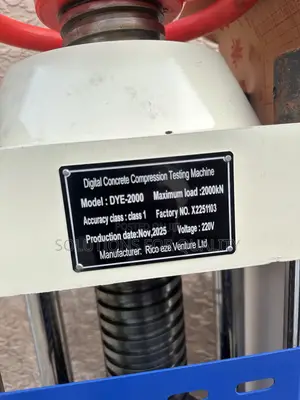 Digital Compression Testing Machine (2000kn)