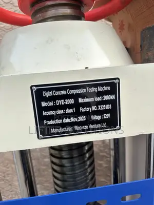 Digital Compression Testing Machine (2000kn)