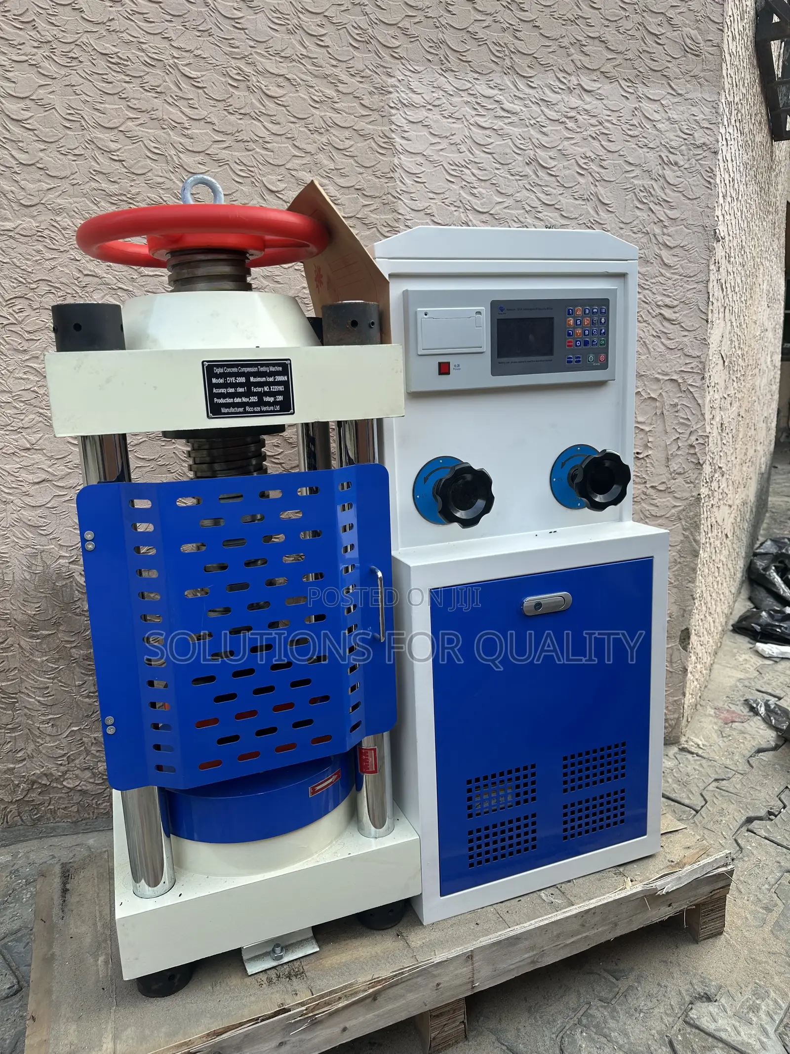 Digital Compression Testing Machine (2000kn)
