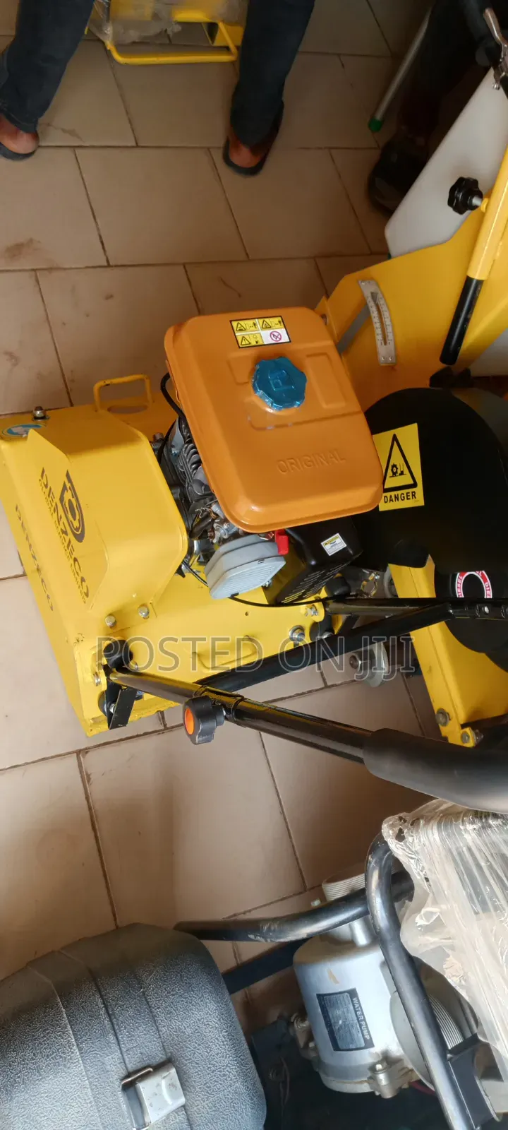 Plate Compactor Machine