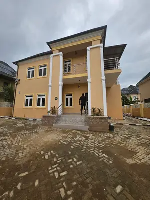 4bdrm Duplex in Kaura for rent