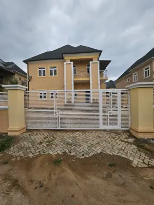 4bdrm Duplex in Kaura for rent