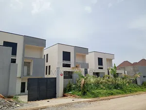 7bdrm Duplex in Asokoro for sale