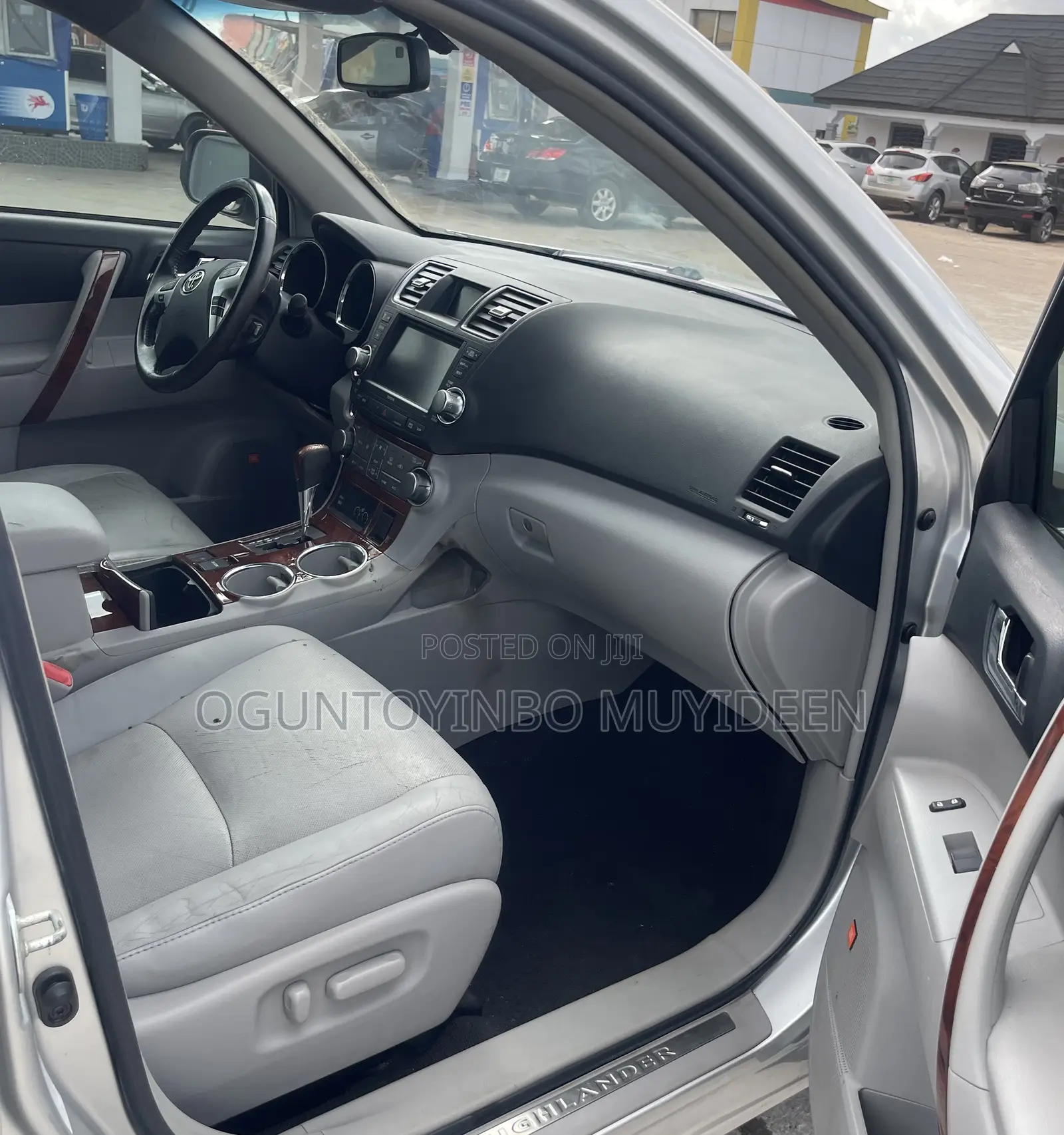 Toyota Highlander 2012 Silver