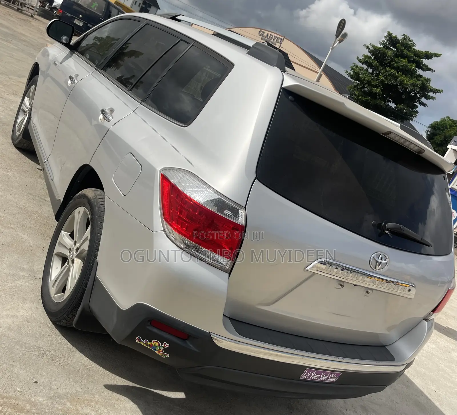 Toyota Highlander 2012 Silver