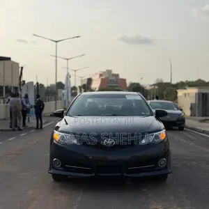 Toyota Camry SE V6 4dr Sedan (3.5L 6cyl 6A) 2012 Black