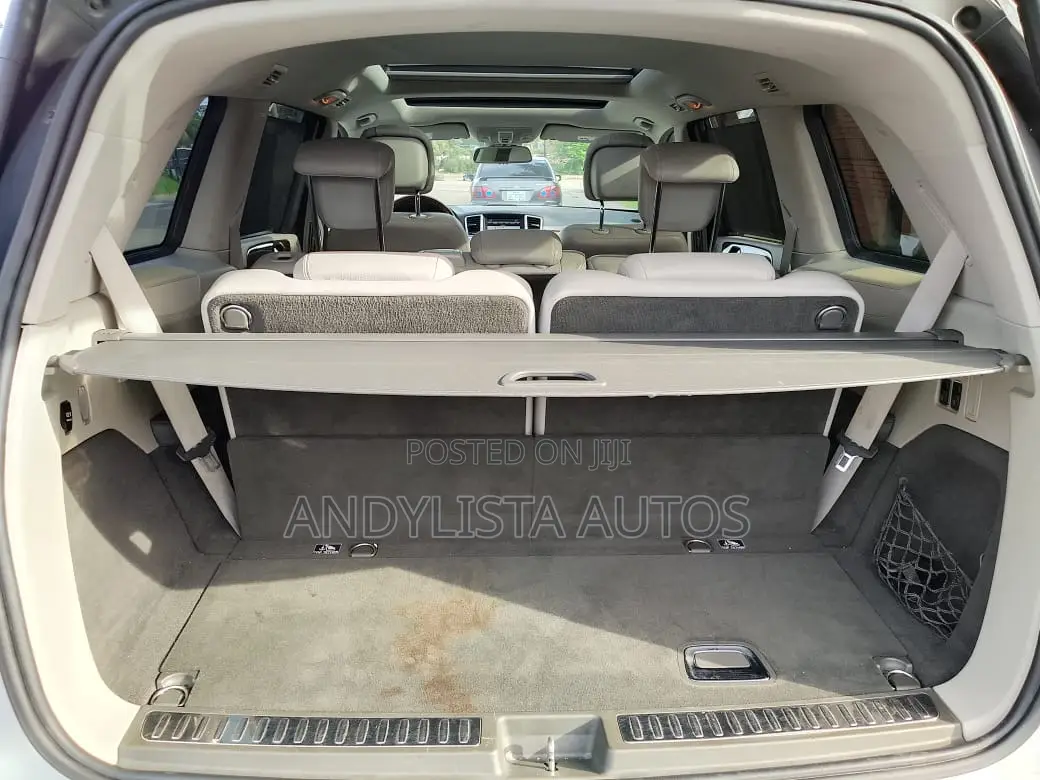 Mercedes-Benz GL-Class 550 2016 Silver