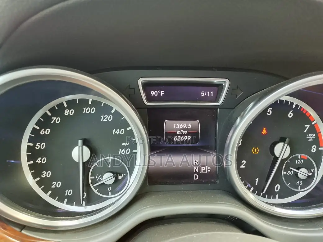 Mercedes-Benz GL-Class 550 2016 Silver