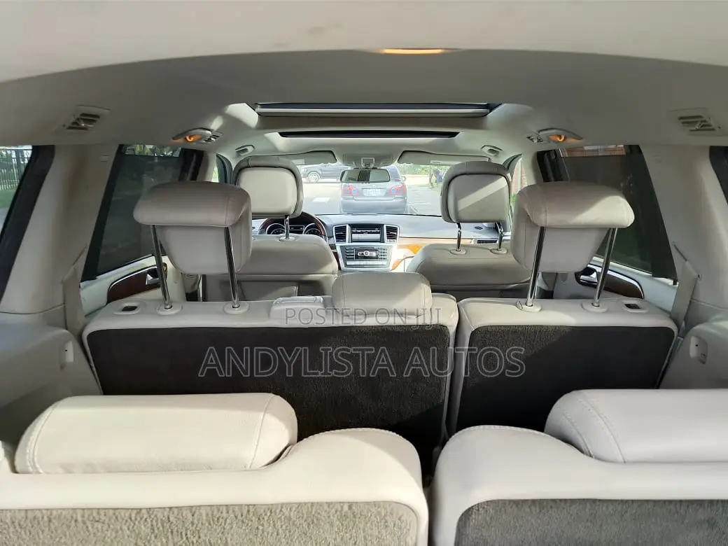 Mercedes-Benz GL-Class 550 2016 Silver