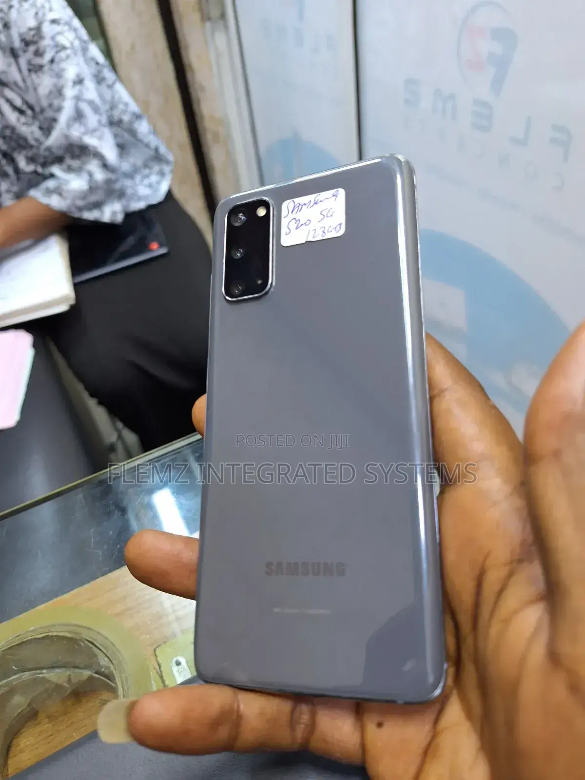 Samsung Galaxy S20 128 GB Gray