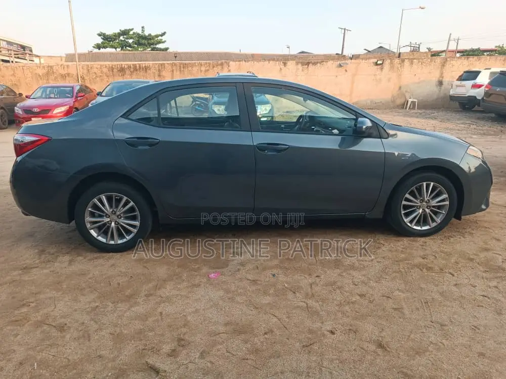 Toyota Corolla 2014 Gray