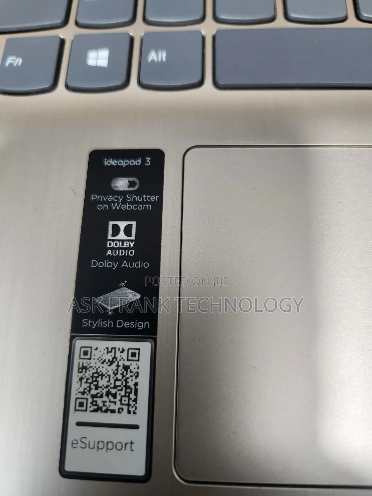 Laptop Lenovo IdeaPad 300 4GB Intel Core i3 SSD 256GB