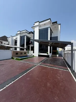 5bdrm Duplex in Lekki Phase 1 for sale