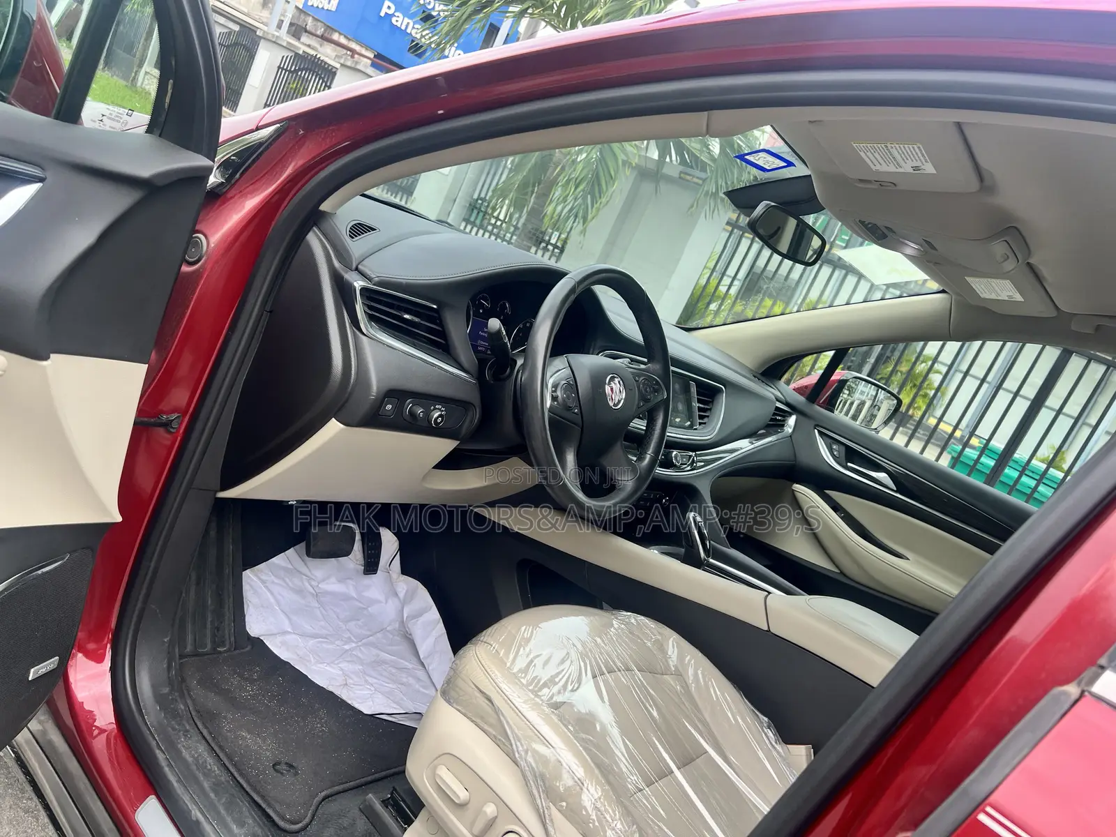 Car 2021 Red