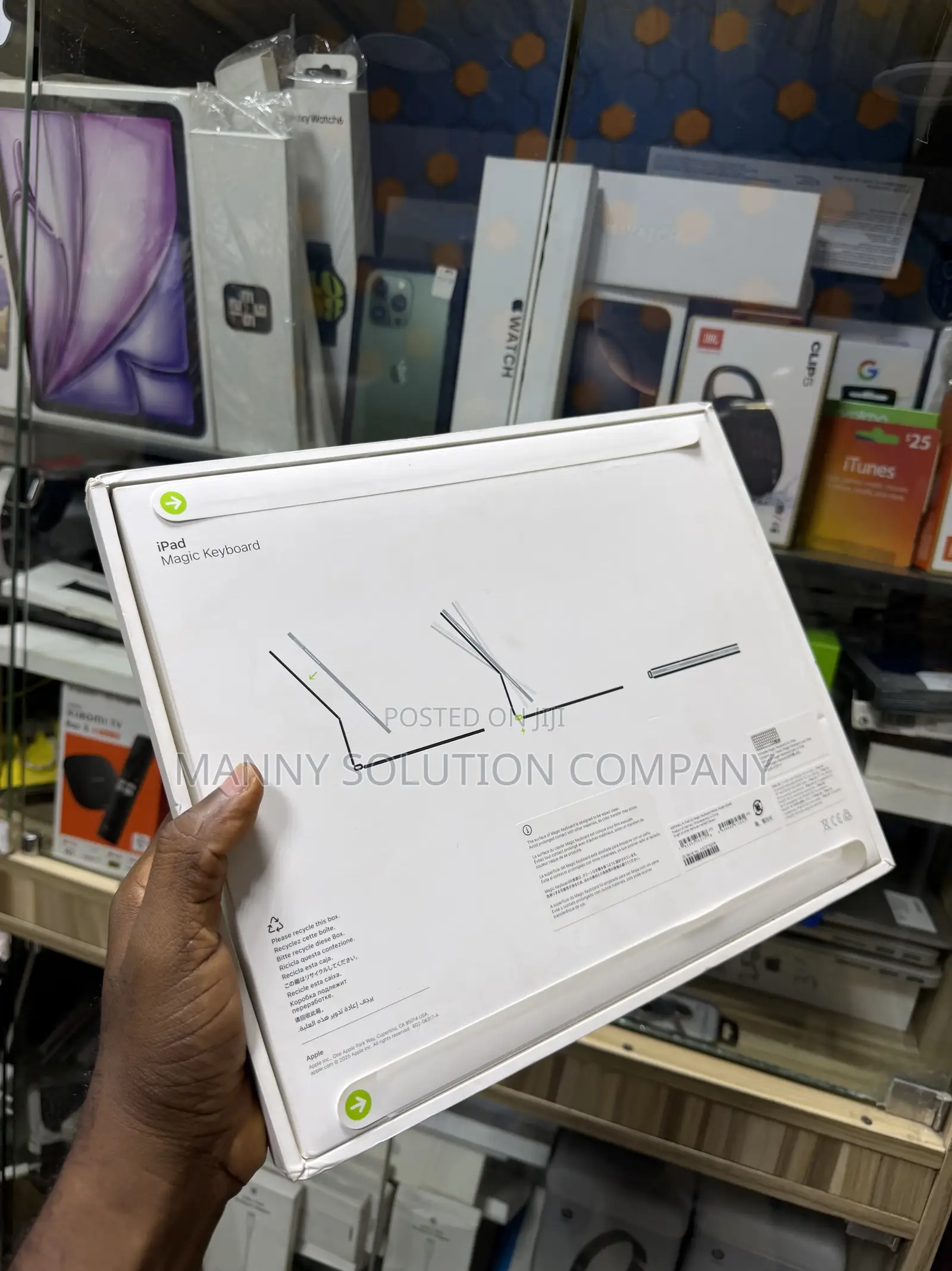 Apple Magic Keyboard for iPad Air 13”