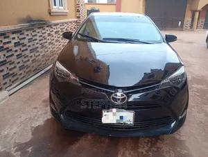 Toyota Corolla 2015 Black