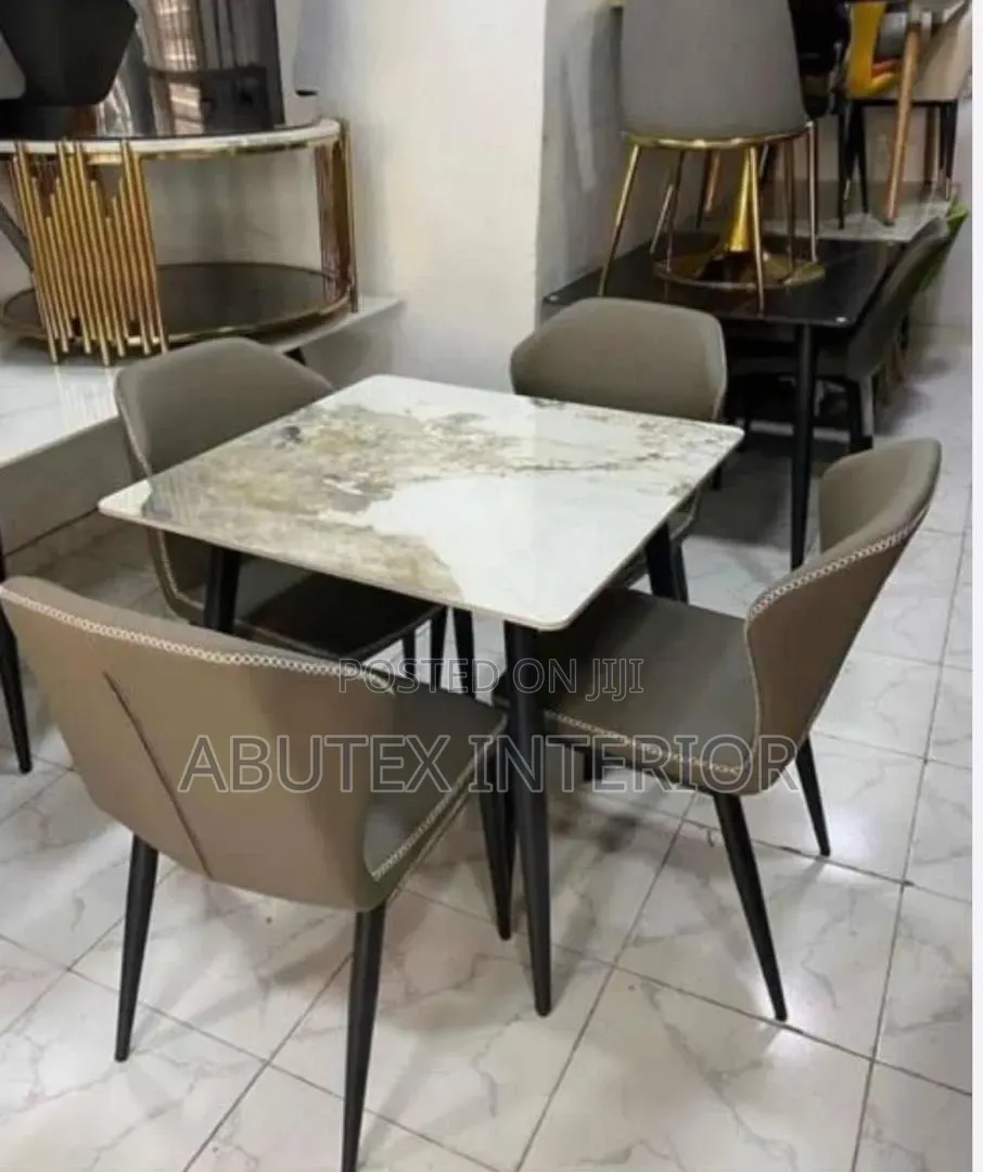 Exclusive Dinning Table for 6