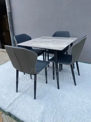 Exclusive Dinning Table for 6