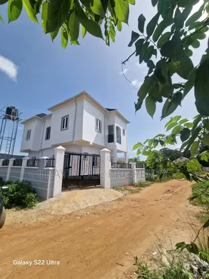 Furnished 4bdrm Duplex in Residential Area Epe for sale